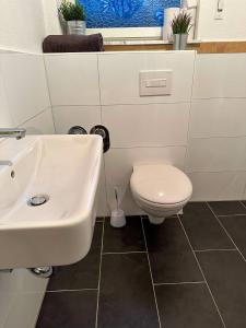 bee Apartment: Ideal für Gruppen & Monteure