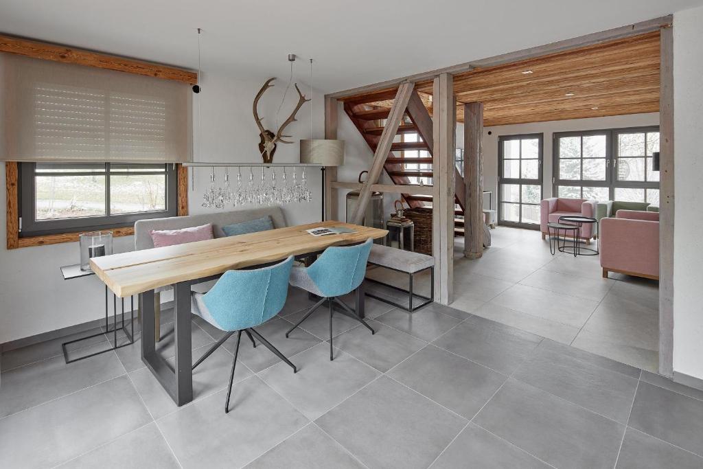 Berner´s-Chalet 27 Buocher Weg, 71384 Weinstadt