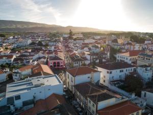 Appartements Black House Rua da Alfândega 2 R/C - C 9760-411 Praia da Vitória Açores