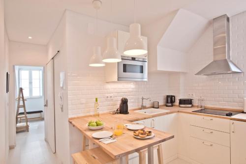 BmyGuest - Bica River View Apartments