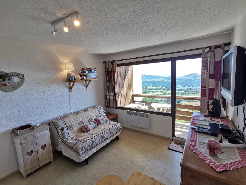 BUGEAUD #4 - Appartement chaleureux - 4 personnes