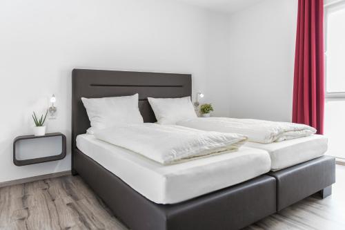 Business and Family Homes