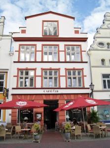 Appartements Cafe 28 & Pension am Markt Am Markt 28 23966 Wismar Mecklembourg-Poméranie