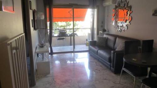 Cannes Lacour One Bedroom