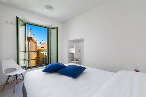 Cannes Old Town Suites