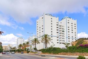 Casa Belavista by Real Life Concierge