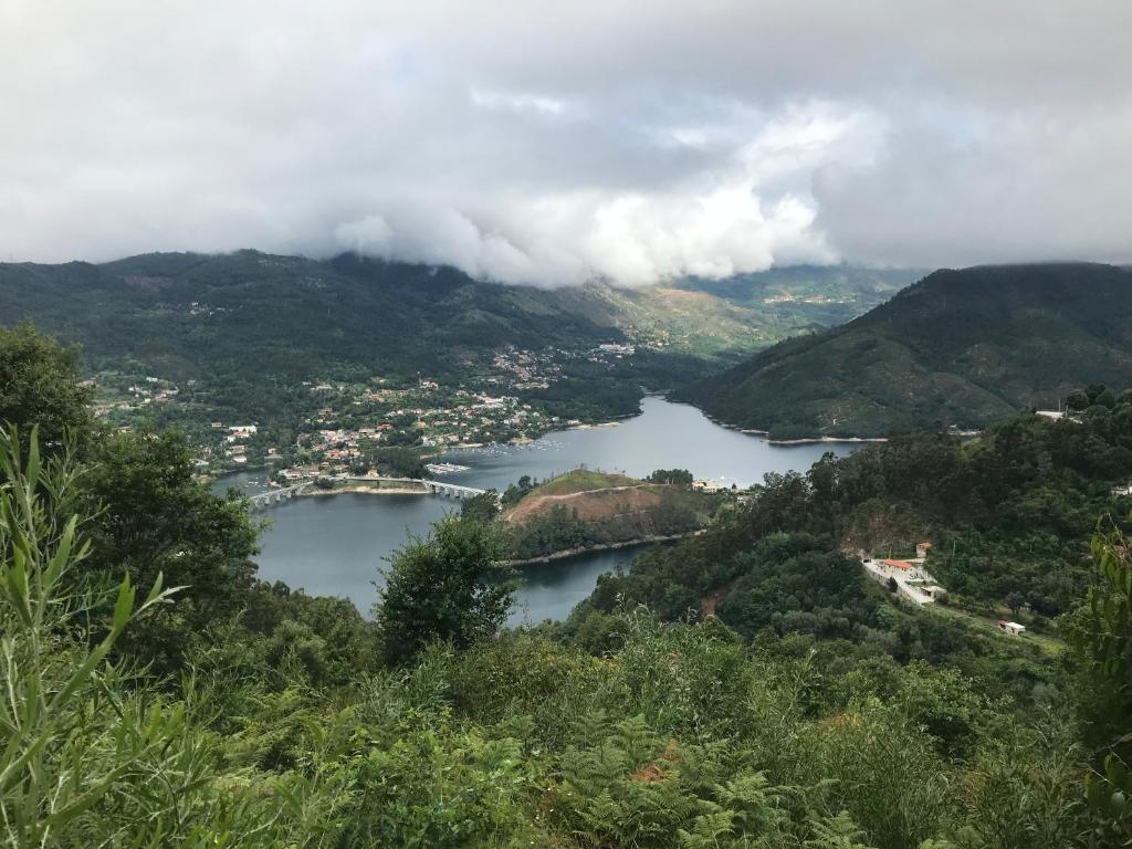 Casa de Casarelhos - Alojamentos - Gerês Lugar de Crasto, Vieira do Minho, Gerês, 4850-122 Cova