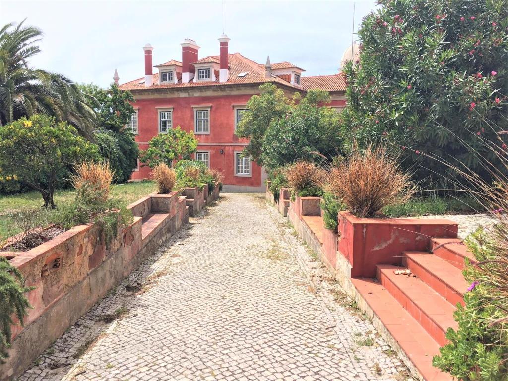 Appartements Casa de Santa Teresa Av. Bombeiros Voluntários, 231 2765-202 Estoril