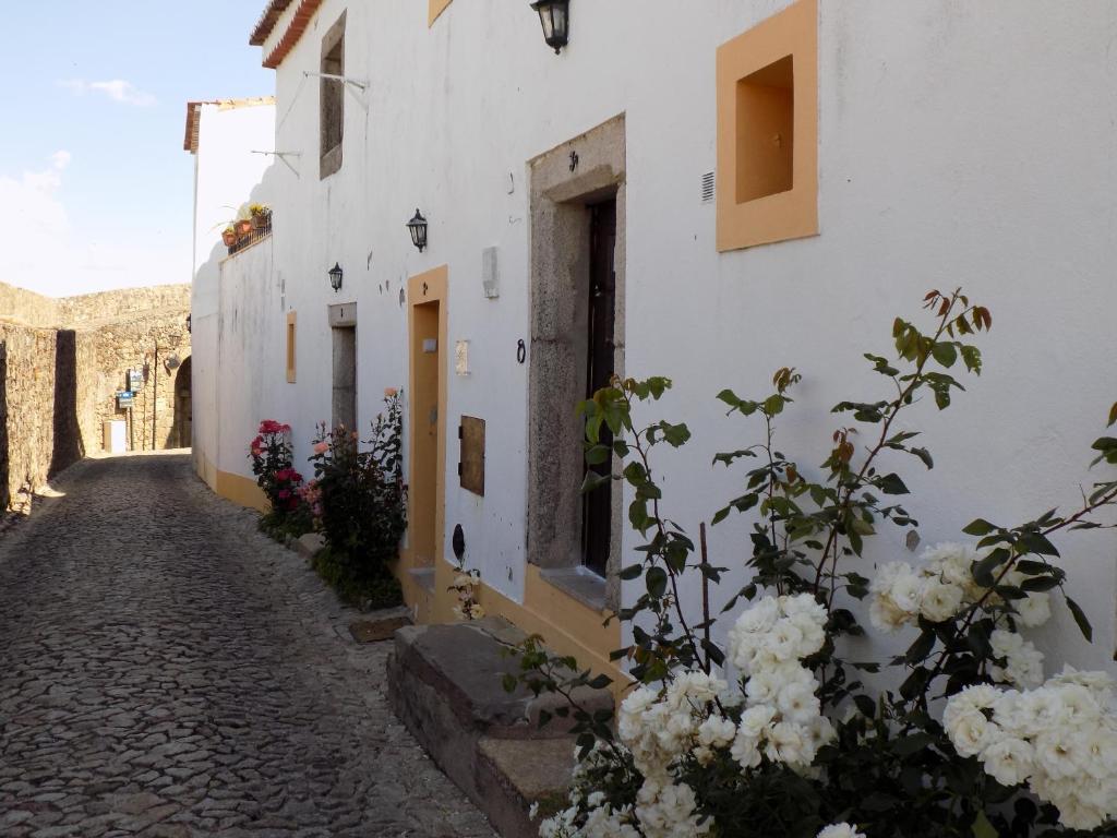 Casa O Arco Alojamento Local R. Do Terreiro 3, Marvão, 7330-120 Marvão