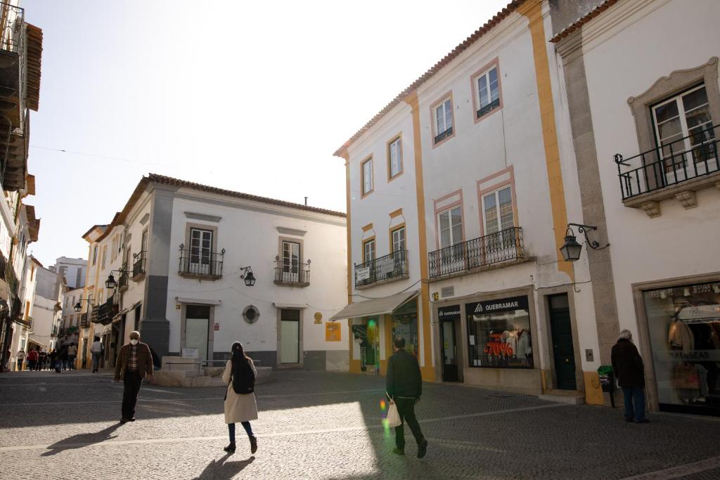 Appartements Casas da Avó Alsira Rua Gabriel Victor do Monte Pereira 7000-533 Évora