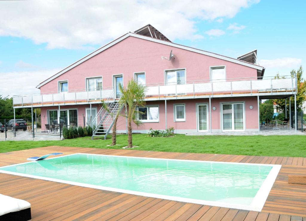 Caseti 5_ Ferienwohnungen _ Rothen Würzburgerstraße 8, 91617 Oberdachstetten