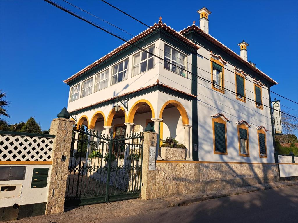 Centenária Rua Engenheiro Agnelo Prazeres, 48, 3770-059 Oiã