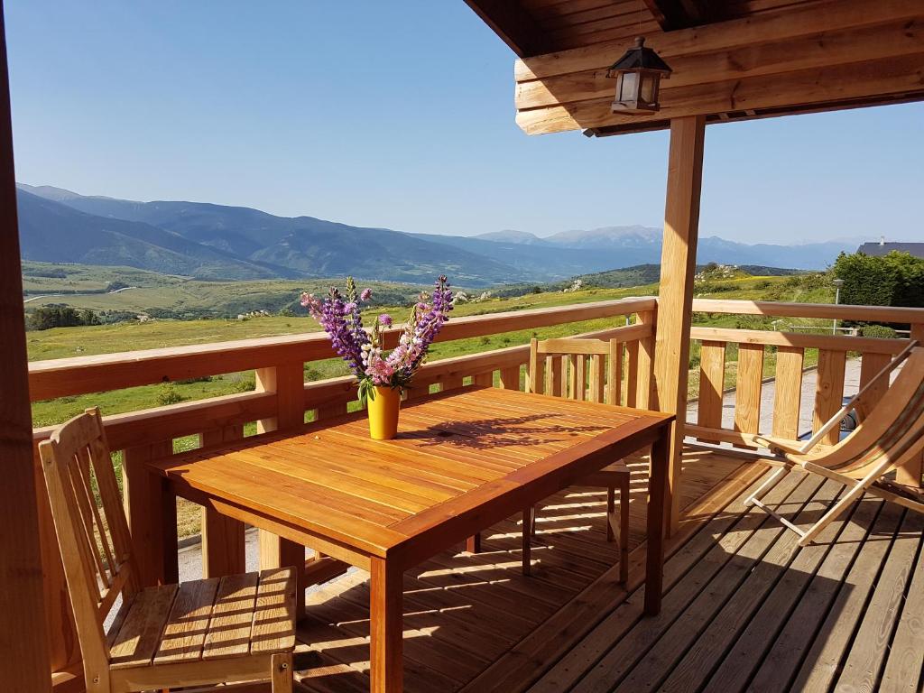 Appartements Chalet Rouge Sorbier 63 rue du Canigou 66120 Font-Romeu