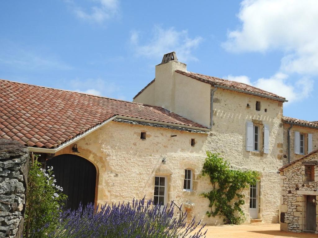 Chambre en pierre Galan 1847 Route de la Sauvetat, 47500 Blanquefort-sur-Briolance