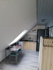 CHAMBRE STUDIO avec KICHENETTE SOLEIL DE NACRE