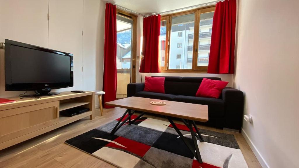 Appartements Chamois de Chamonix, Confortable 2 pièces, balcon, parking gratuit 247 Avenue de Courmayeur 74400 Chamonix-Mont-Blanc