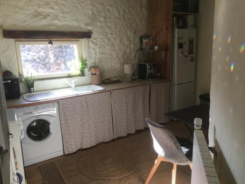 Chez Janie Hirst