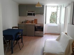 Chez Simon et Loreline - F2 Yerres proche Paris Orly Disney