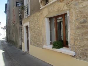 Appartements Chez Tania 18 rue du Barry 07150 Vallon-Pont-dʼArc Rhône-Alpes