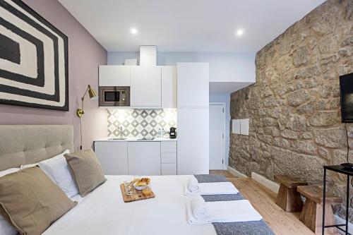 Cimo de Vila 62 by LovelyStay