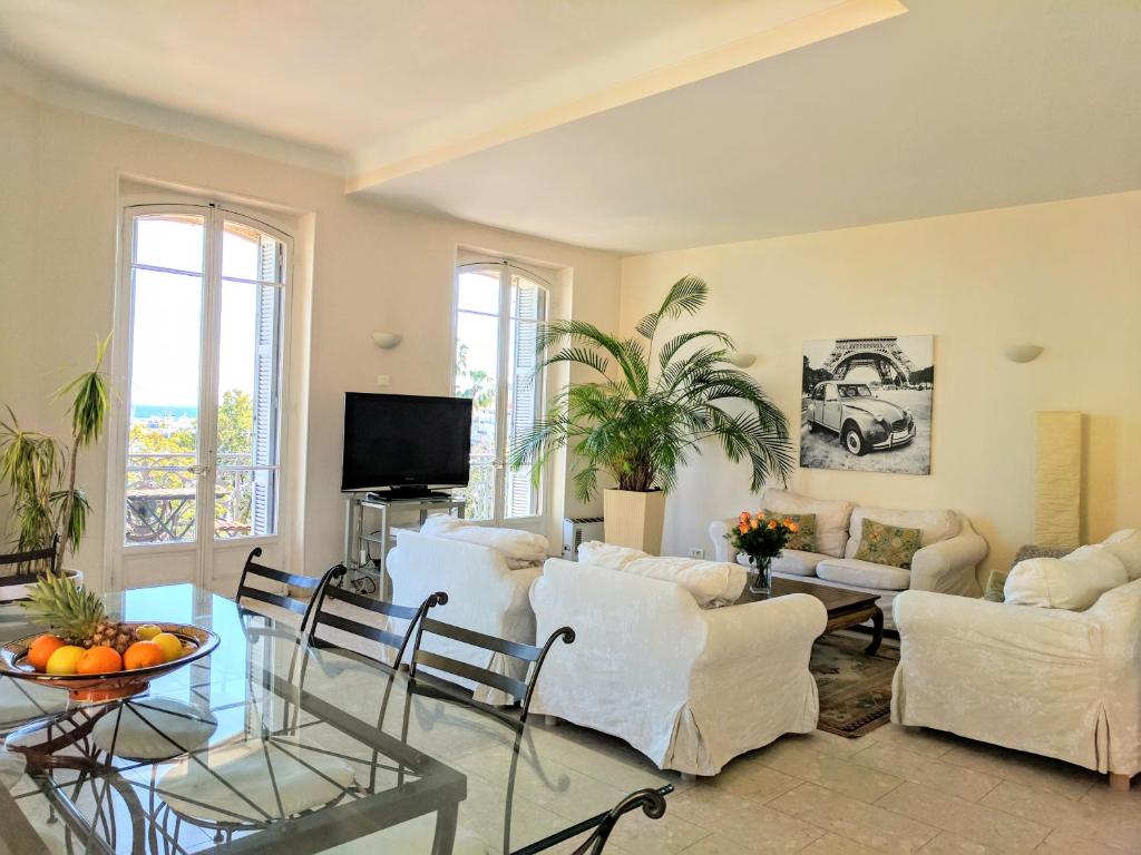 Appartements Citilet Louis Blanc 1,2,3 - Three gorgeous, open-plan apartments 55 rue Meynadier 06400 Cannes