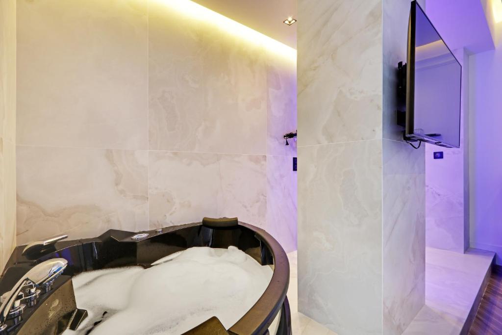 CMG - Chatelet - Suite Spa 19 Boulevard de Sébastopol, 75001 Paris