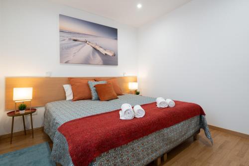 Colorful Fresh Flats - Batalha by Host Wise