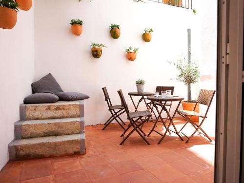 Combro by Patio 25
