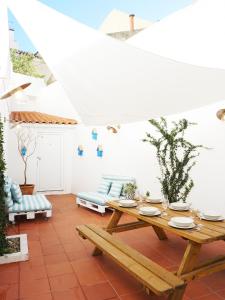 Combro by Patio 25