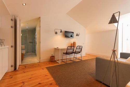 Combro Suites by Homing