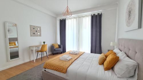 Costa Apartment