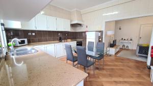 Costa Apartment