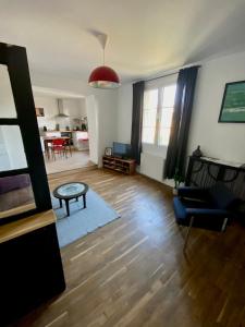 Appartements Cosy appartement dans le Perche Appartement 1 8 Rue de la Vallée 61260 Val-au-Perche Normandie