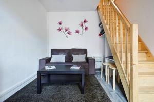 Cosy Home - PantinSmile
