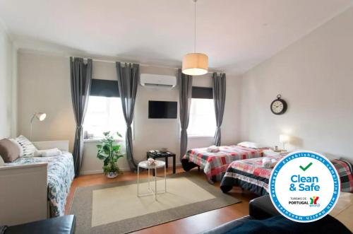 Cozy Sunny Flats by Hostwise