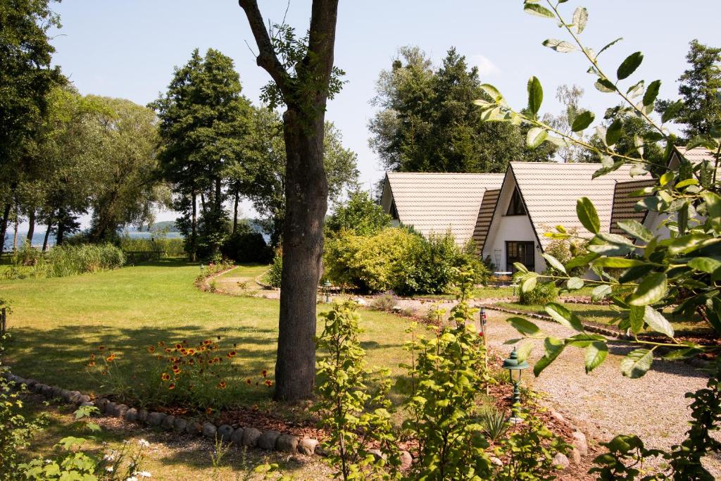 Appartements Das Haus am See Schwerin Mueßer Bucht 1 19063 Schwerin