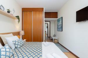 Deluxe Bright Flat with Netflix by Host Wise