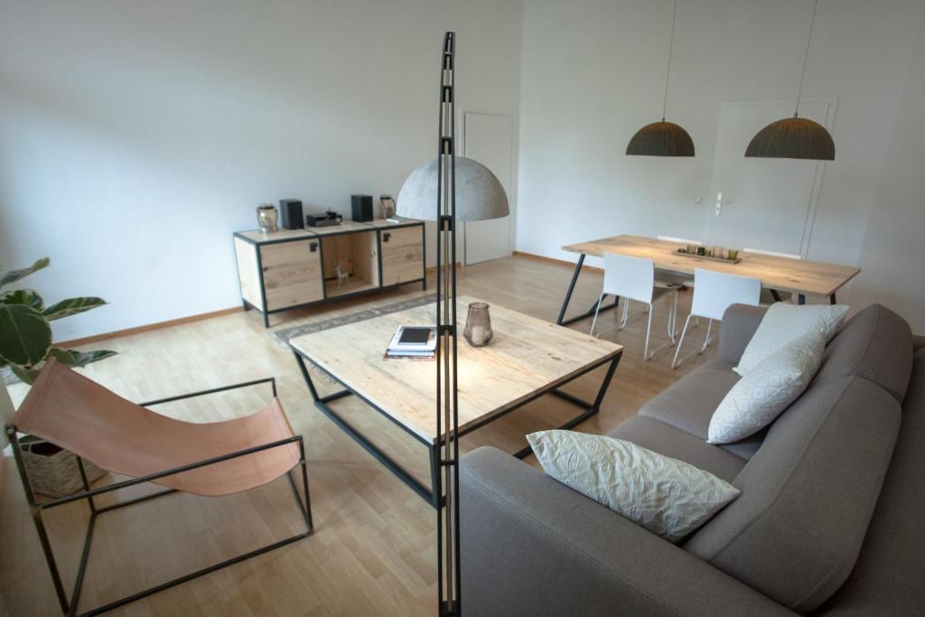 Appartements Design Apartments - \ Geschwister-Scholl-Strasse 97 14471 Potsdam