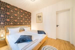 Design Apartments - \