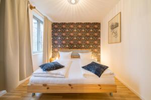 Design Apartments - \