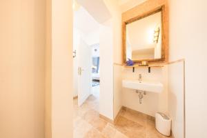 Design Apartments - \
