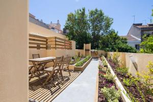 Designer Flats in Lapa by LovelyStay