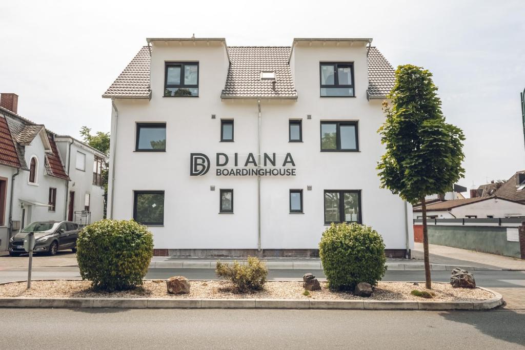 Diana Boardinghouse KONTAKTLOSER SELF CHECK IN & SELF CHECK OUT 63 Bahnstraße, 64390 Erzhausen