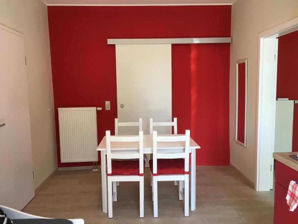 Appartements die Senfbude - wunderschöne 2-Raum-Apartments mit Stellplatz, ruhig und elegant! 28 Albrechtshainer Straße Innenhof 04316 Leipzig