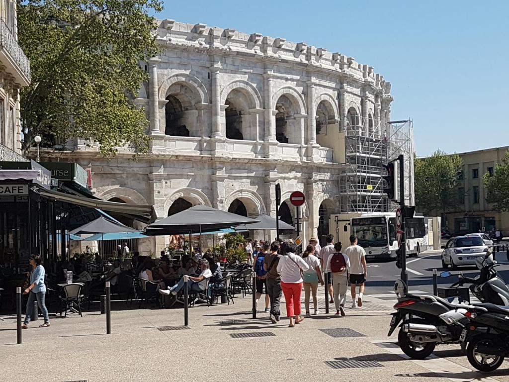 Appartements Dolce NÎMES CENTRE 24 RUE DE L ENCLOS REY 30000 Nîmes