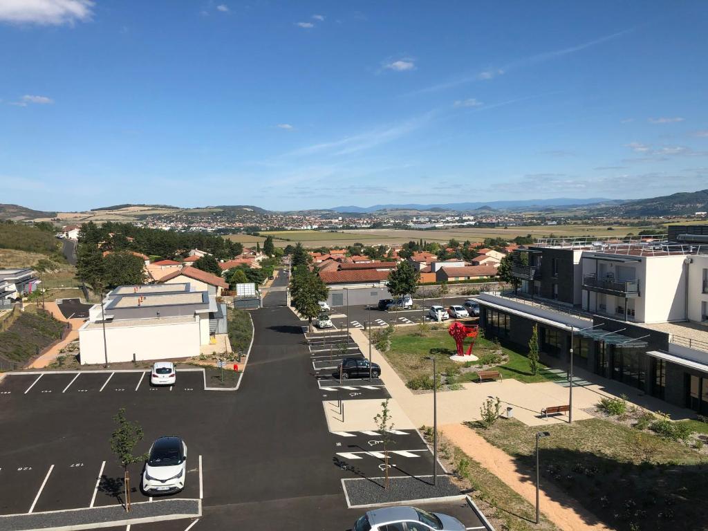 Appartements Domitys - Le Manoir 42 Allée de Bonneval 42 allée de Bonneval 63170 Pérignat-lès-Sarliève