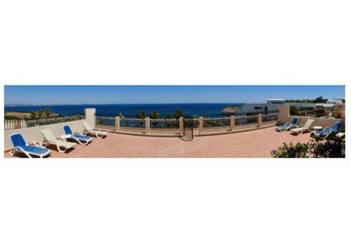 Dona Ana Beach Apartment with amazing sea views