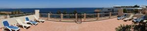 Dona Ana Beach Apartment with amazing sea views