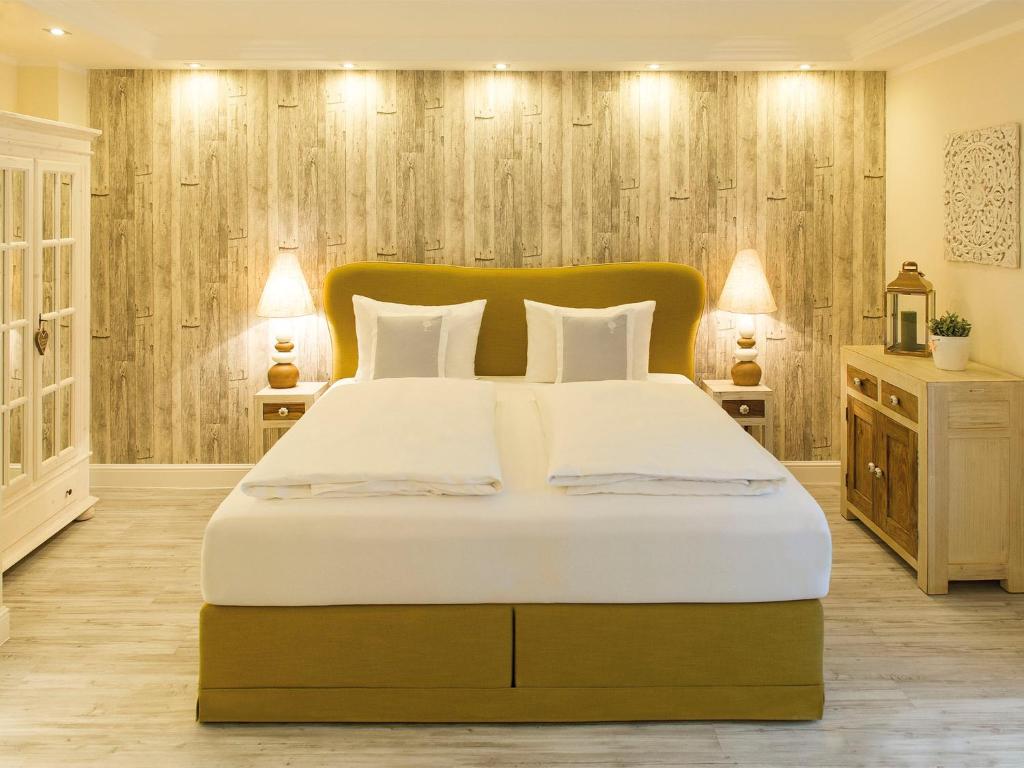 Donau Lodge Boardinghouse 44 Am Platzl, 94315 Straubing
