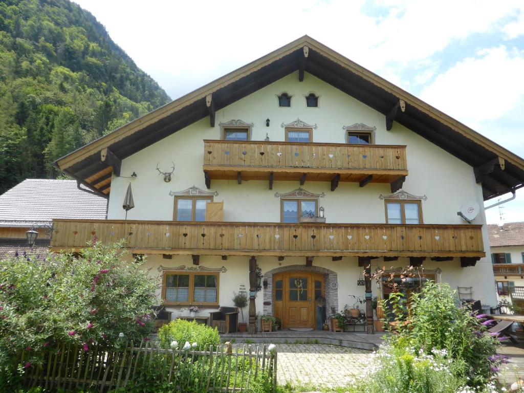 Appartements Dopplerhof Ferienwohnungen Reichenhaller Straße 12 83451 Piding